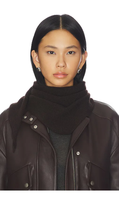Florianne Scarf by Lisa Yang
