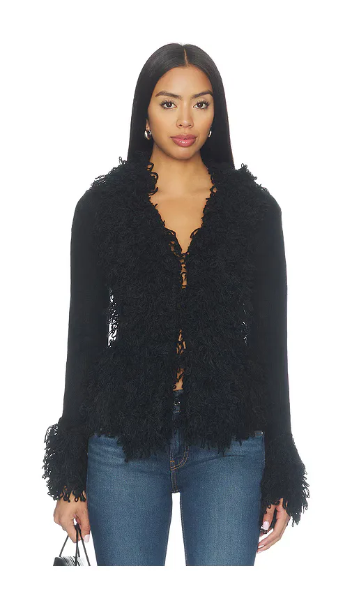 Cassindra Shaggy Sweater by Superdown
