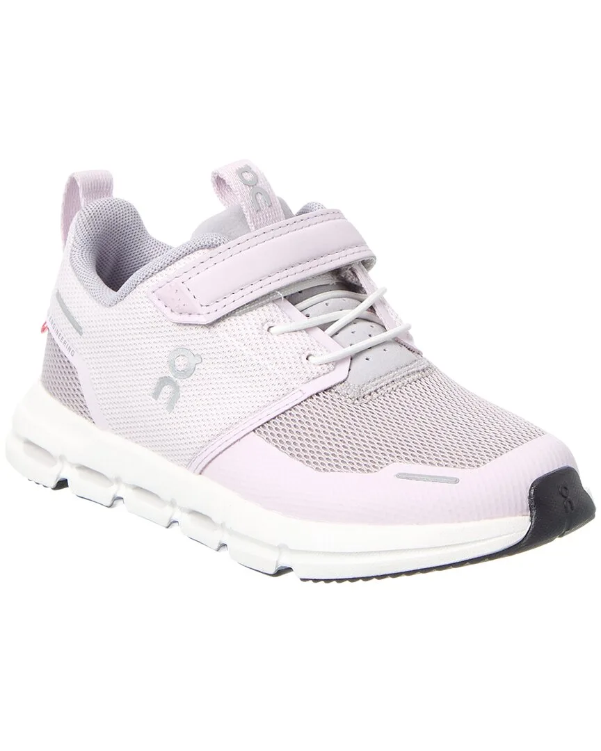 Canvas Sneaker by On Running