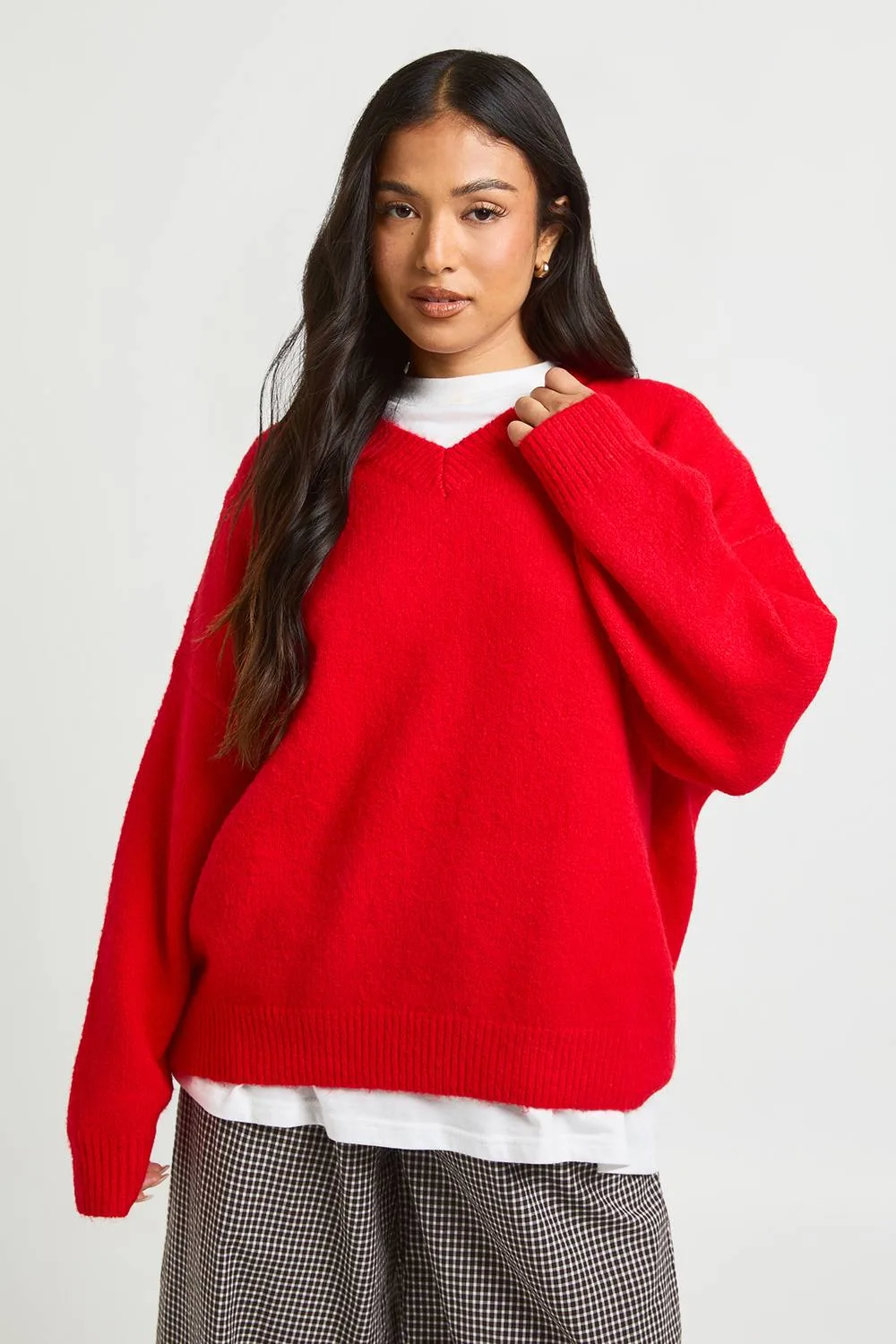 Super Soft V Neck Oversized Jumper by boohoo