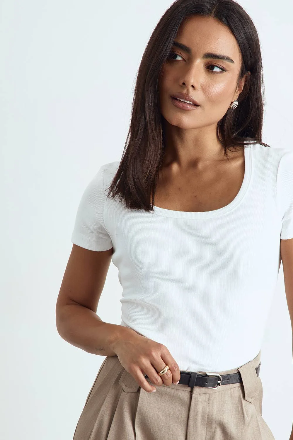 Basic Rib Scoop Neck Fitted Short Sleeve Top by boohoo