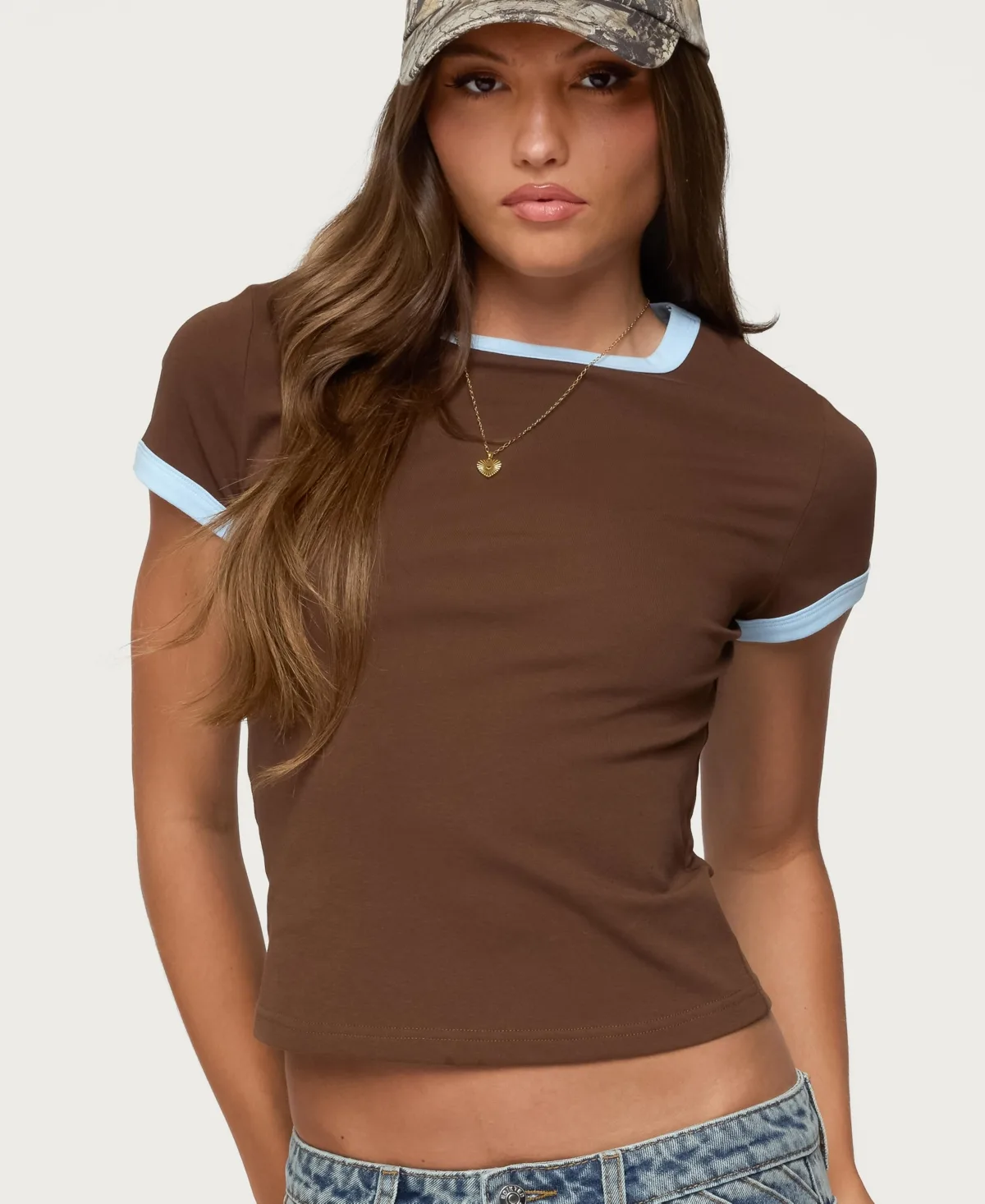 Zeke Contrast T Shirt by Edikted