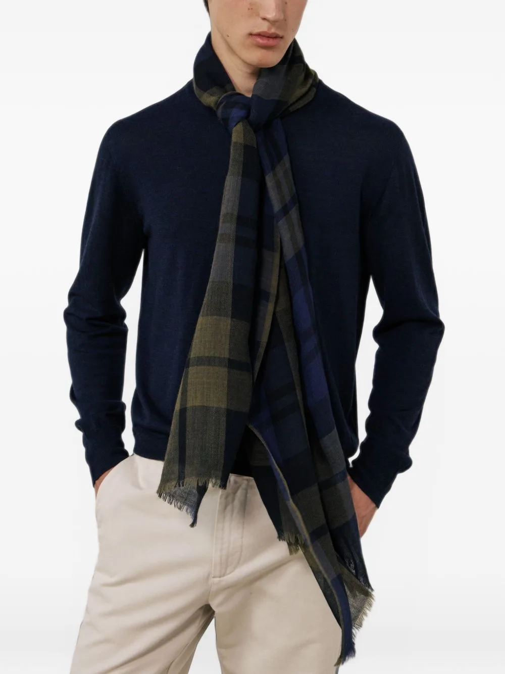 Tartan Check-Pattern Frayed Scarf