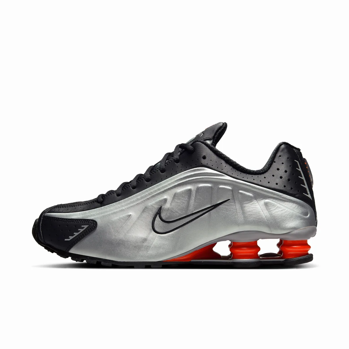 Shox R4 Shoes by Nike