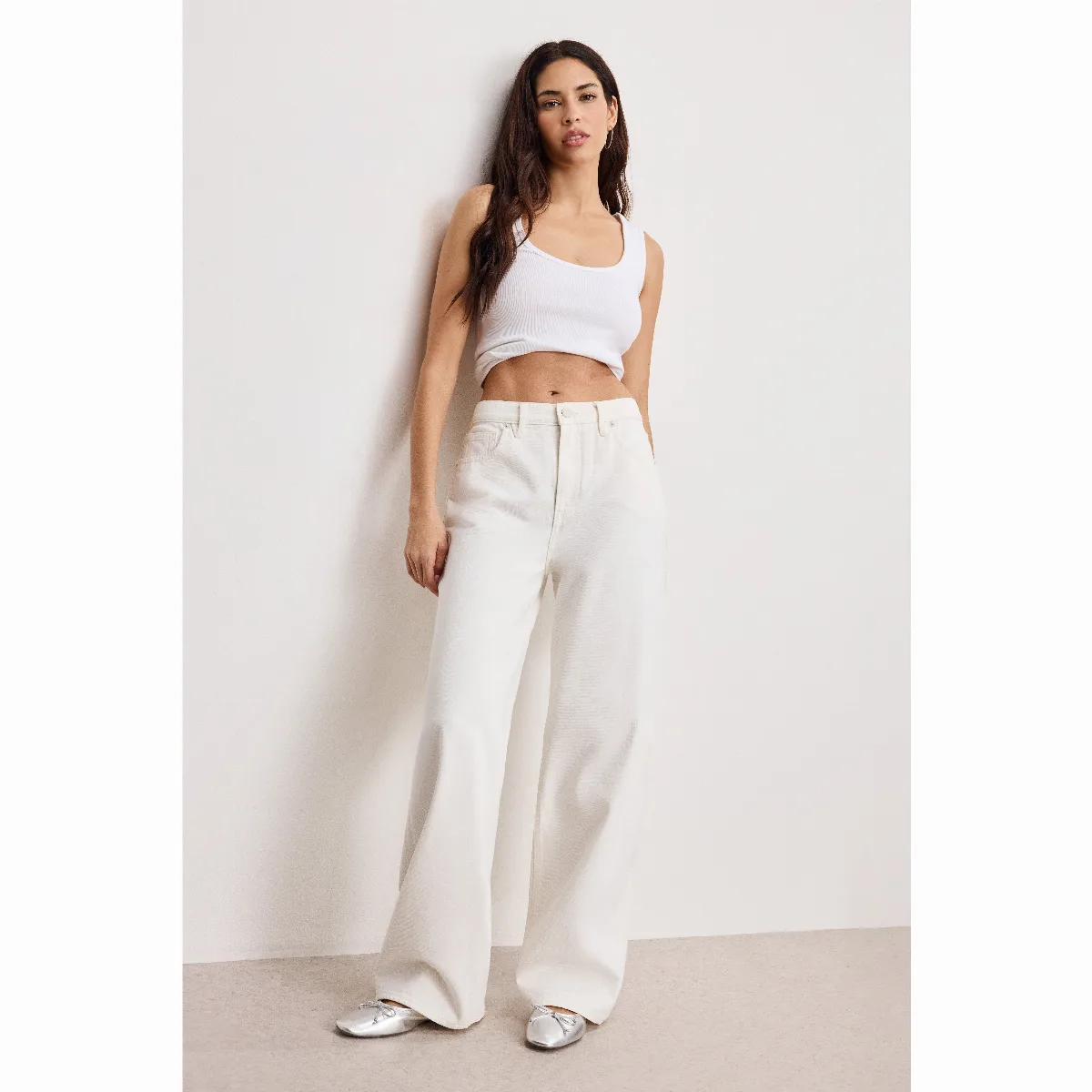 Good Low Rise Baggy Jeans by Khlo Kardashian by GOOD AMERICAN