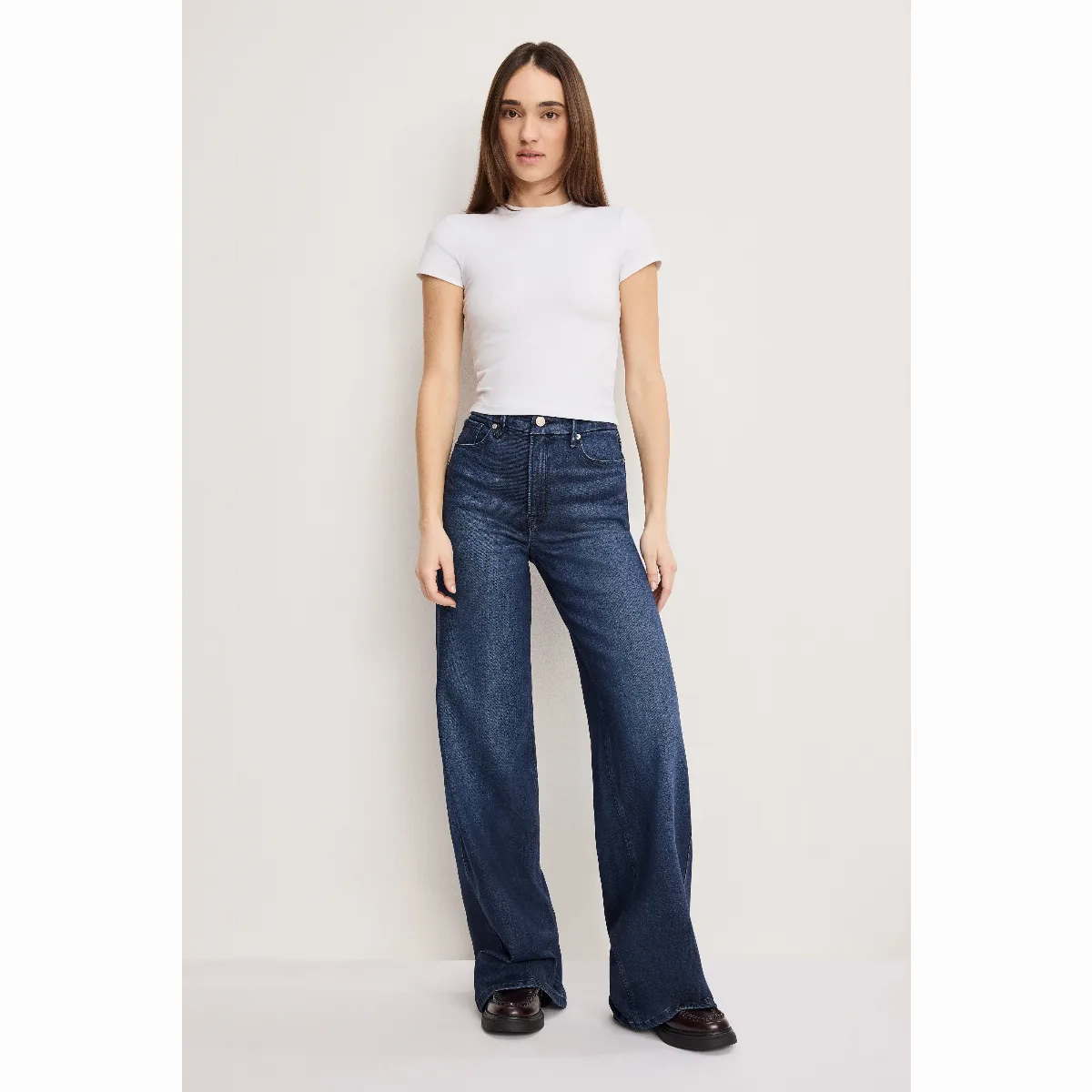 Soft-Tech Good Skate Wide Jeans - by Khloé Kardashian by GOOD AMERICAN