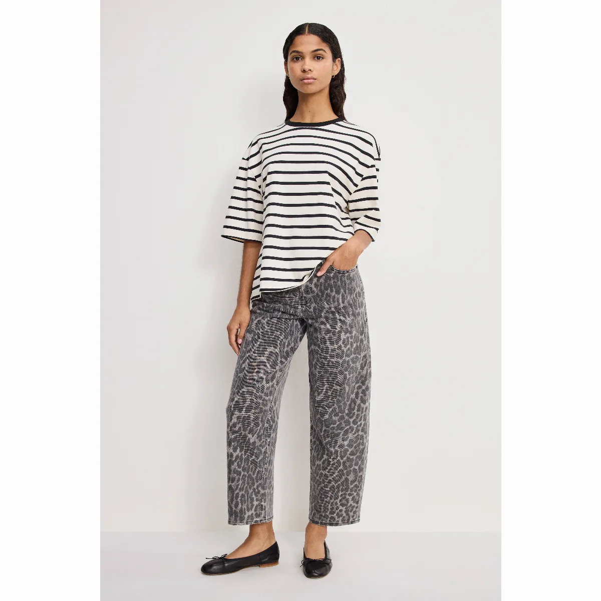 Good Barrel Jeans by Khloé Kardashian by GOOD AMERICAN