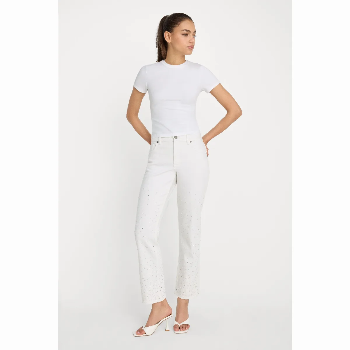 Good Icon Straight Ankle Pearl Jeans by Khloé Kardashian by GOOD AMERICAN