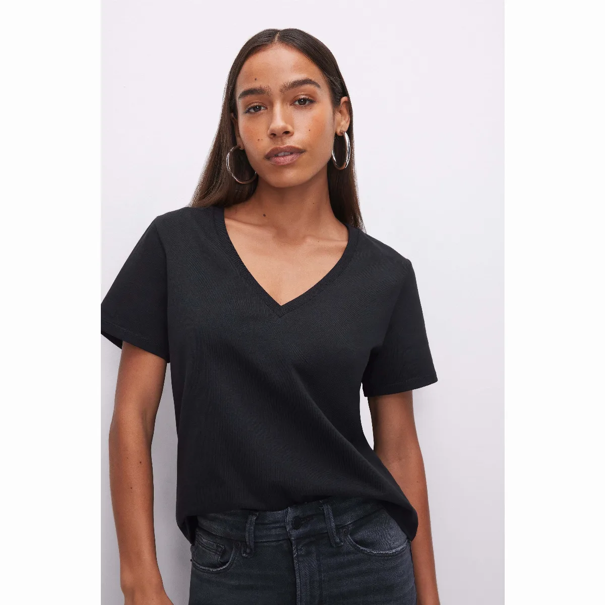 Cotton Classic V-Neck T-Shirt by Khloé Kardashian by GOOD AMERICAN