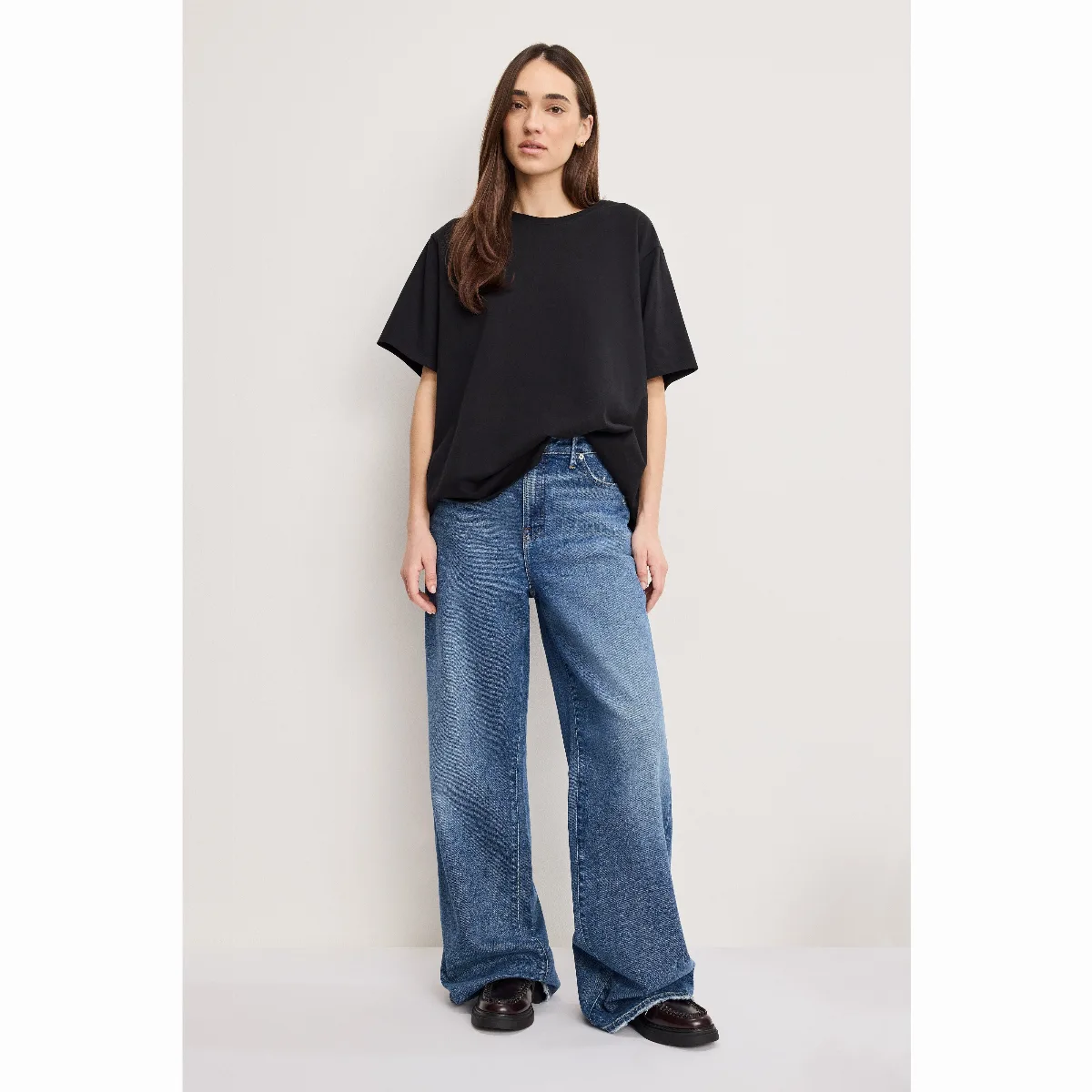 Good Ease Jeans by Khlo Kardashian by GOOD AMERICAN