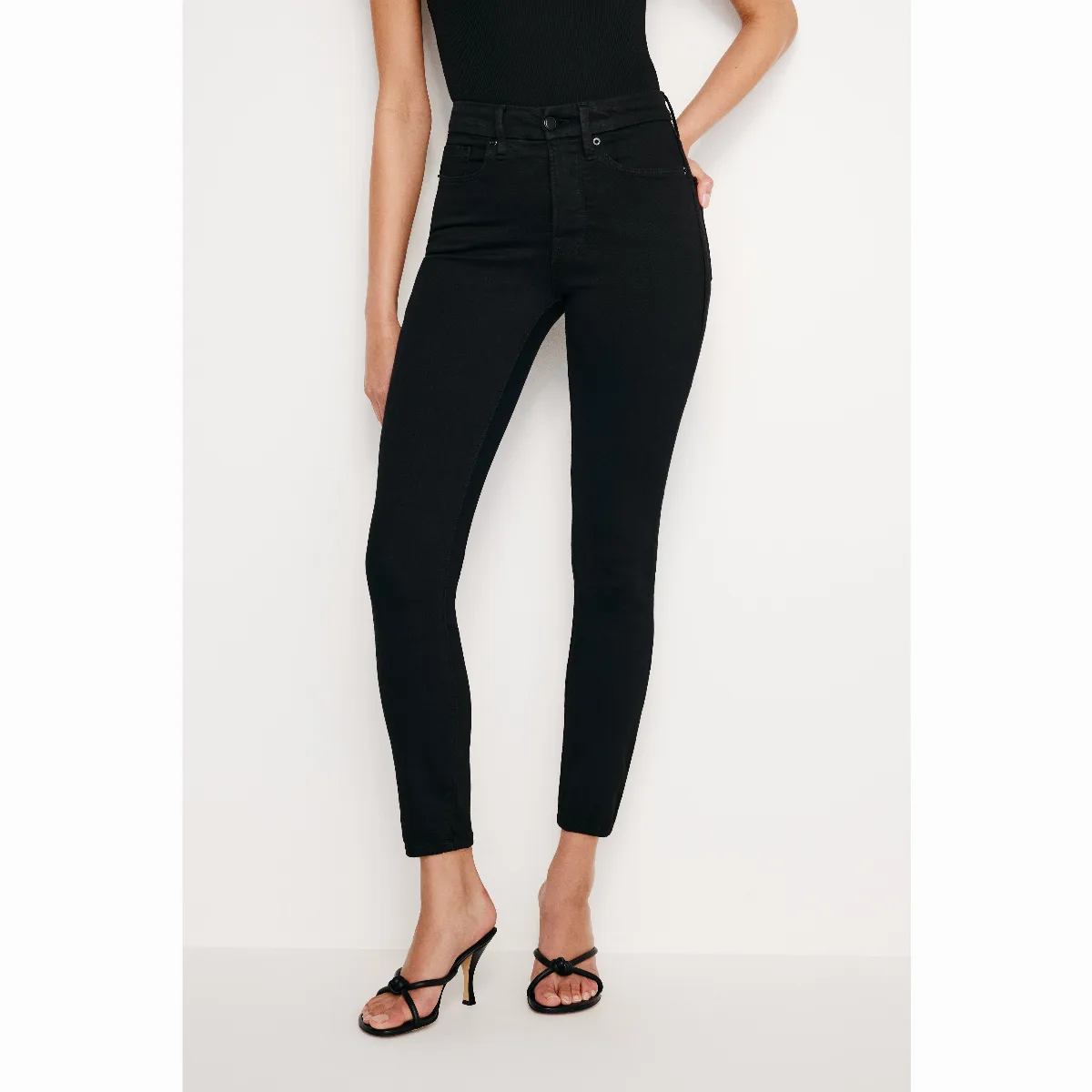 Good Legs Crop by Khloé Kardashian