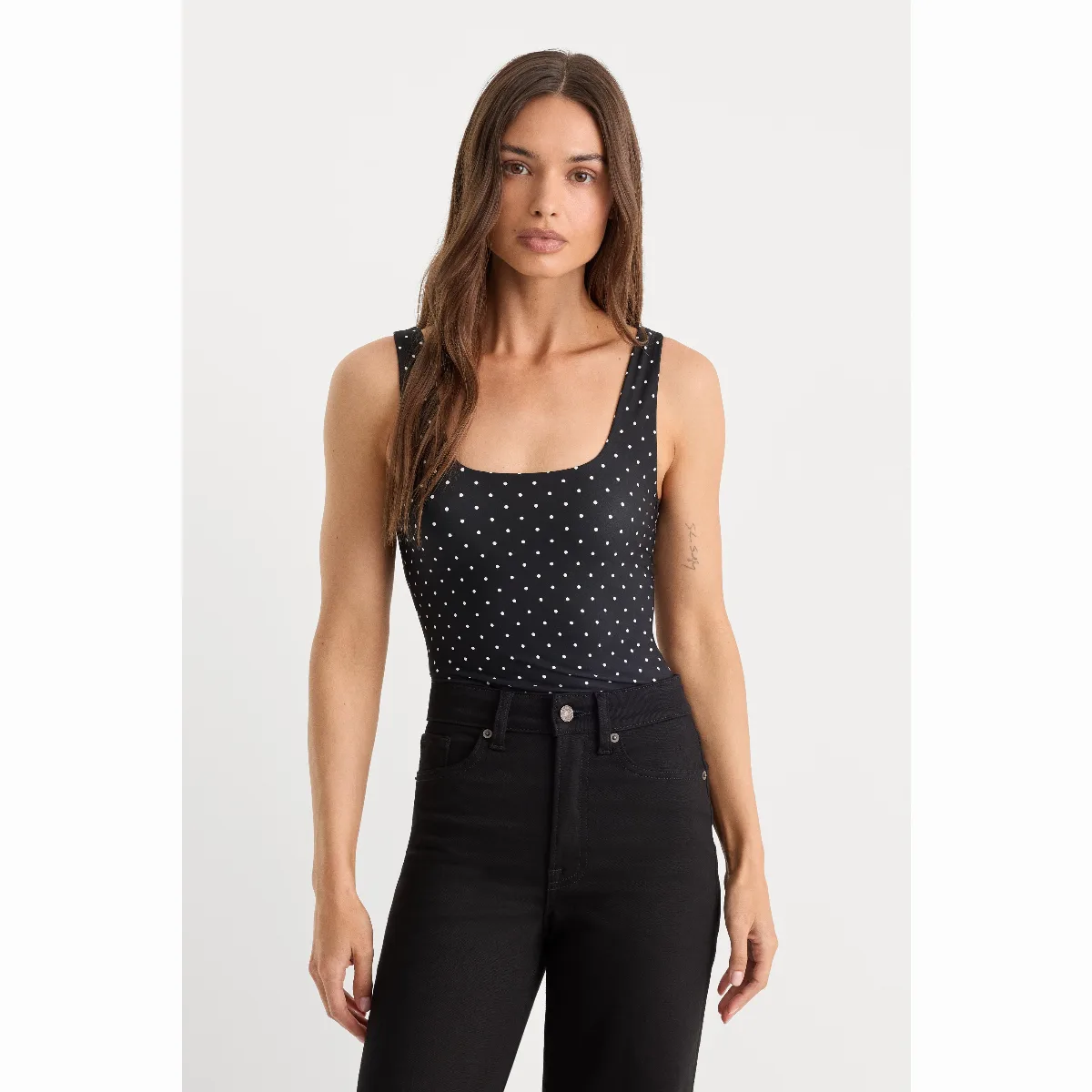 The Weightless Sculpting Modern Tank Bodysuit by Khloé Kardashian by GOOD AMERICAN