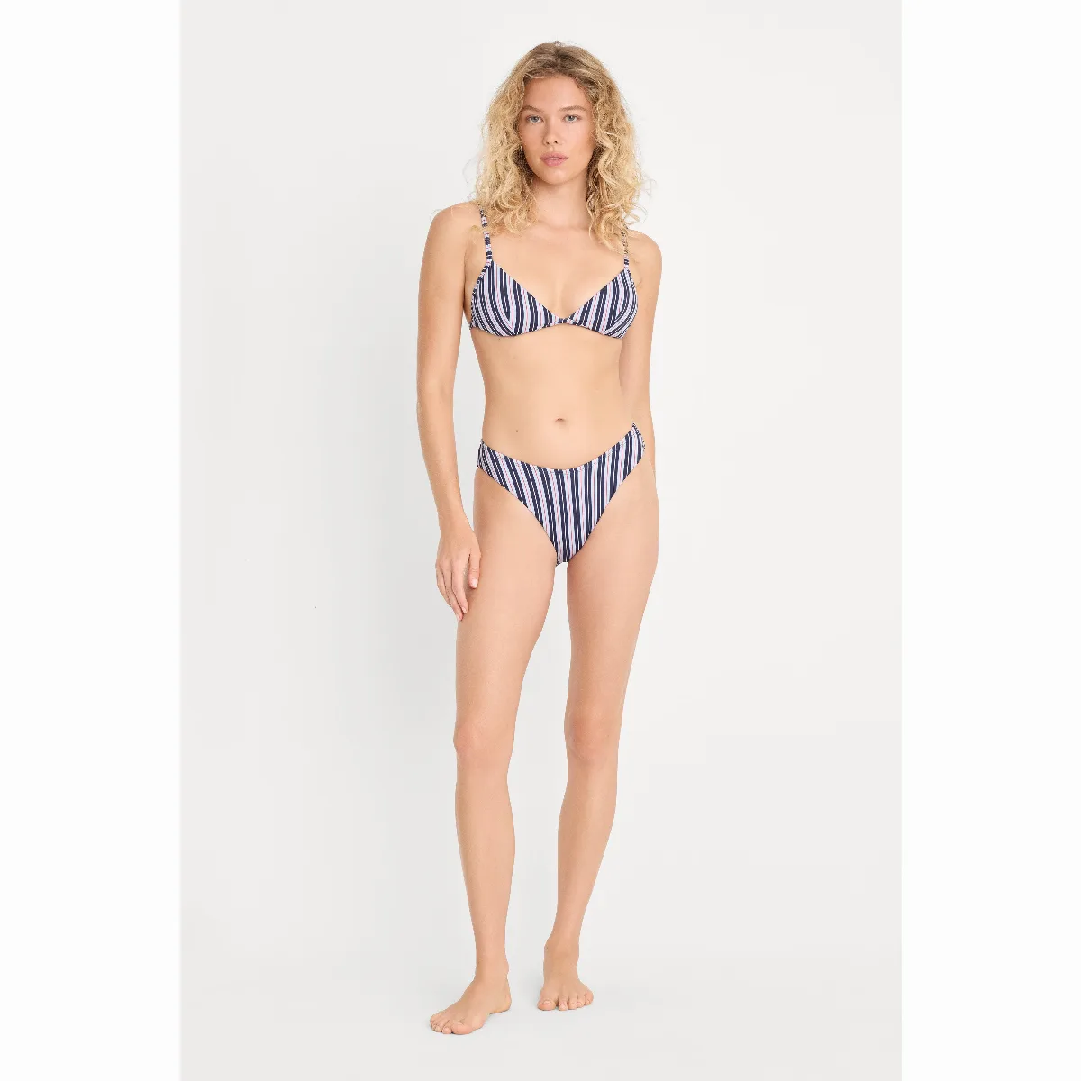 The 90s Bikini Bottom by Khloé Kardashian by GOOD AMERICAN