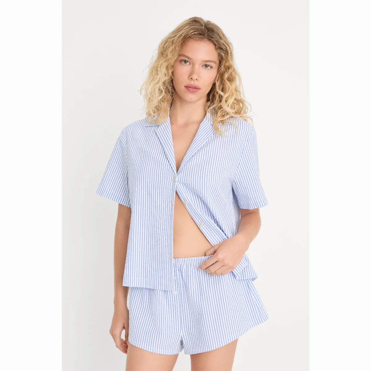 The Seersucker Camp Shirt by Khloé Kardashian by GOOD AMERICAN