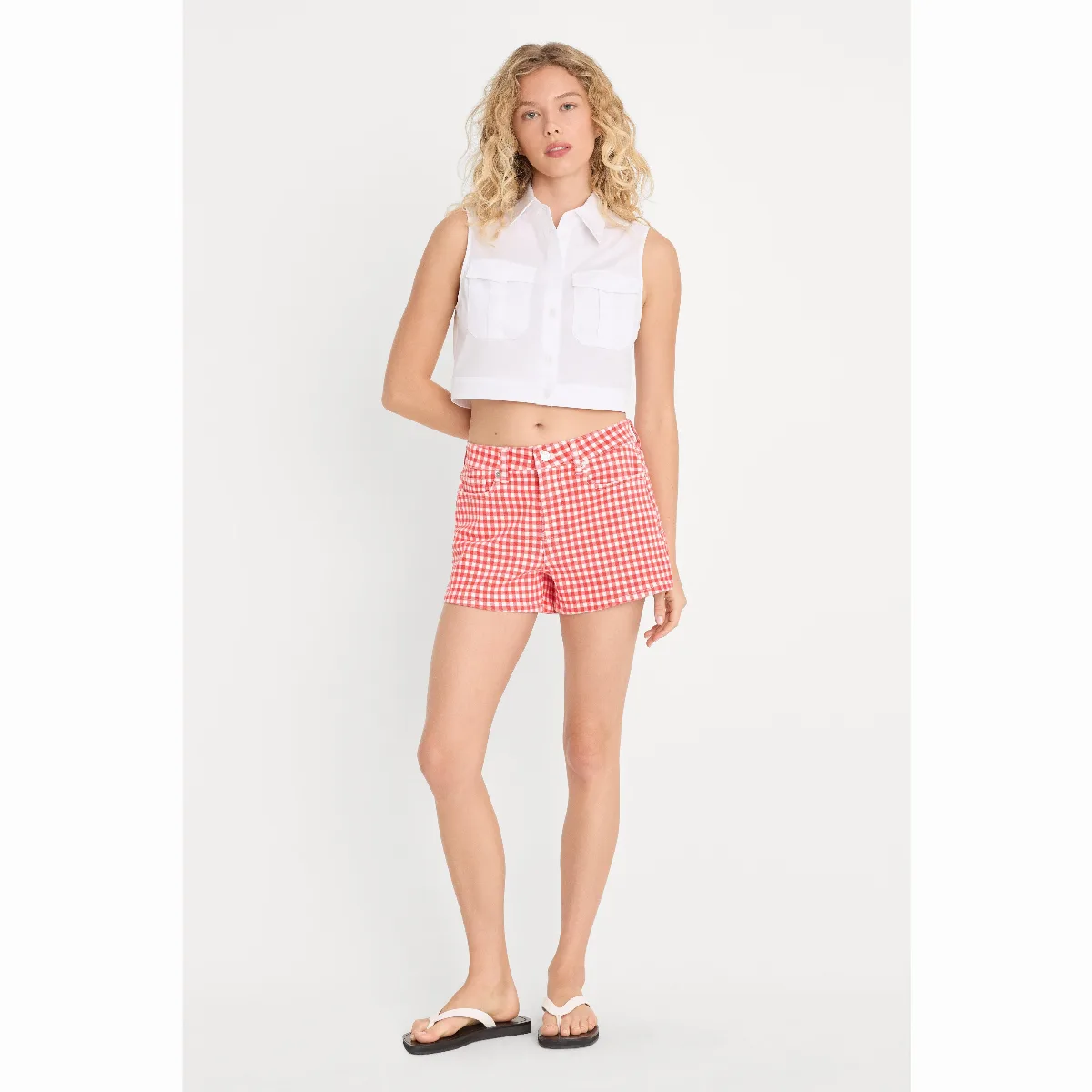 Good Girlfriend Short by Khloé Kardashian by GOOD AMERICAN