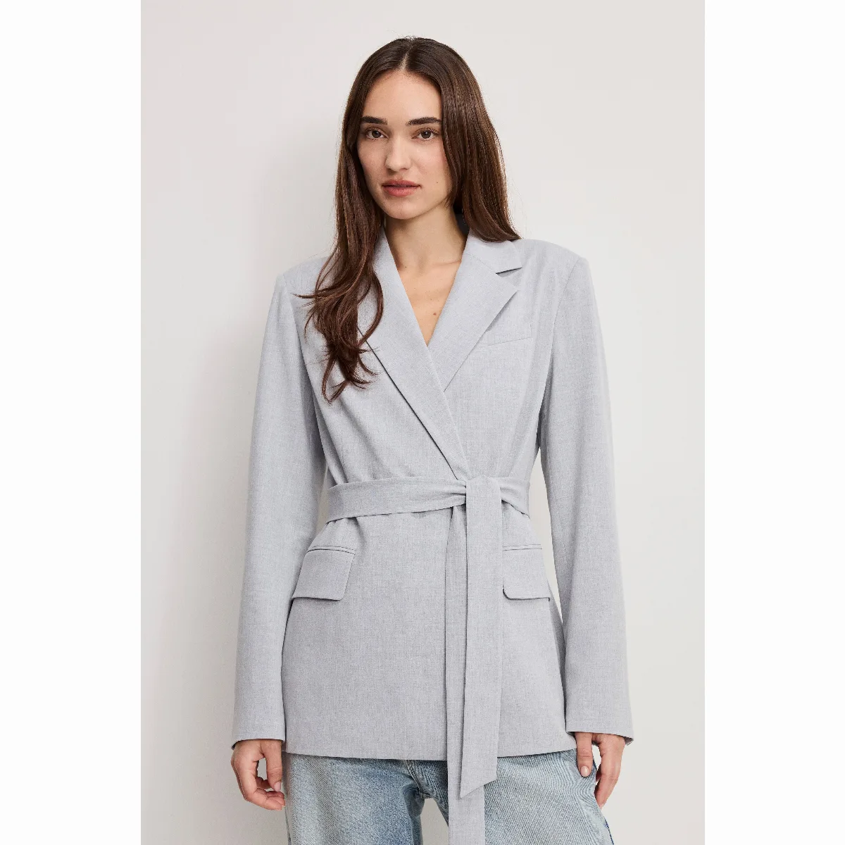Essential Suiting Belted Blazer by Khloé Kardashian by GOOD AMERICAN