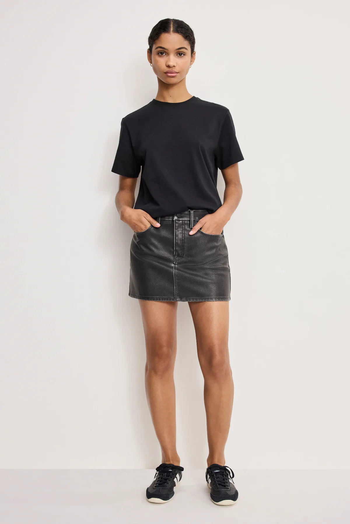 Faux Leather Good 90S Mini Skirt by Khloé Kardashian by GOOD AMERICAN