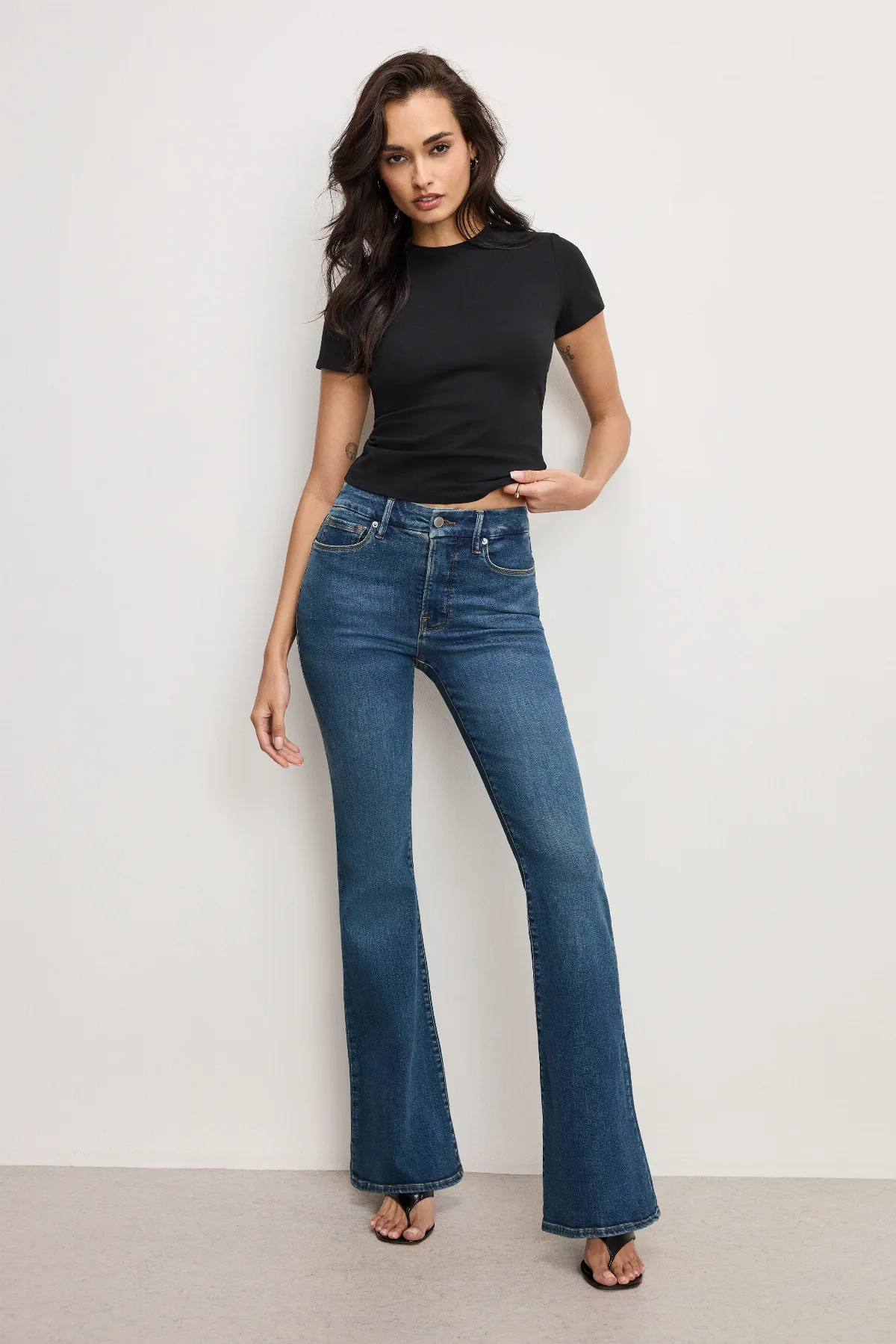 Good Legs Flare Jeans Long by Khloé Kardashian