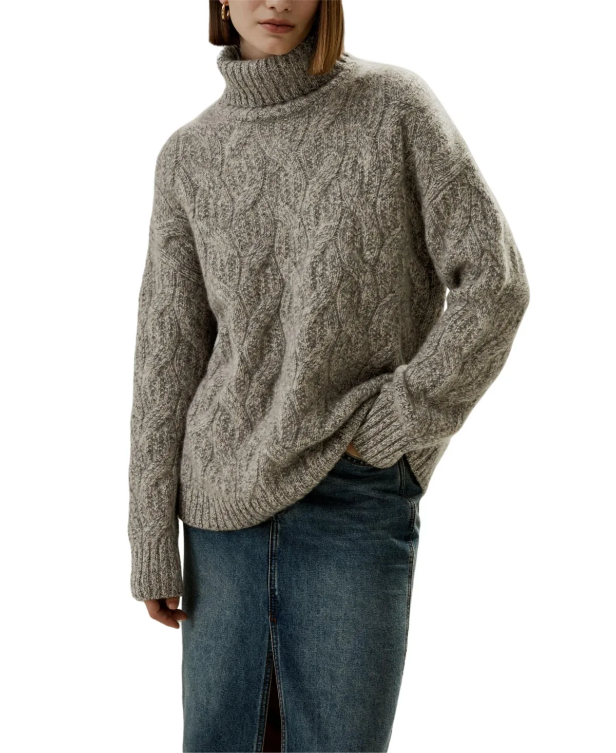 Cable-Knit Cashmere Turtleneck Sweater by Lilysilk