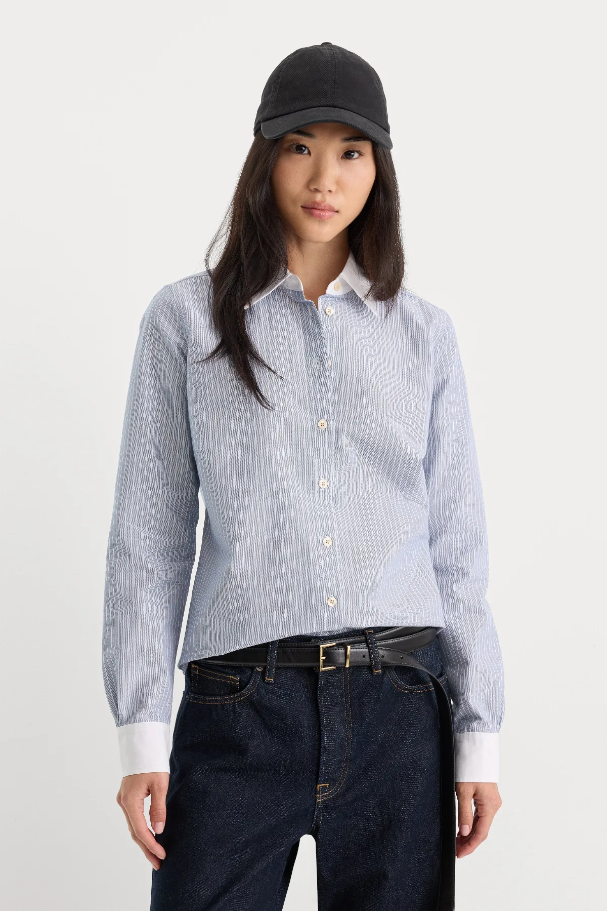 The Oxford Contrast Shirt by Khloé Kardashian by GOOD AMERICAN