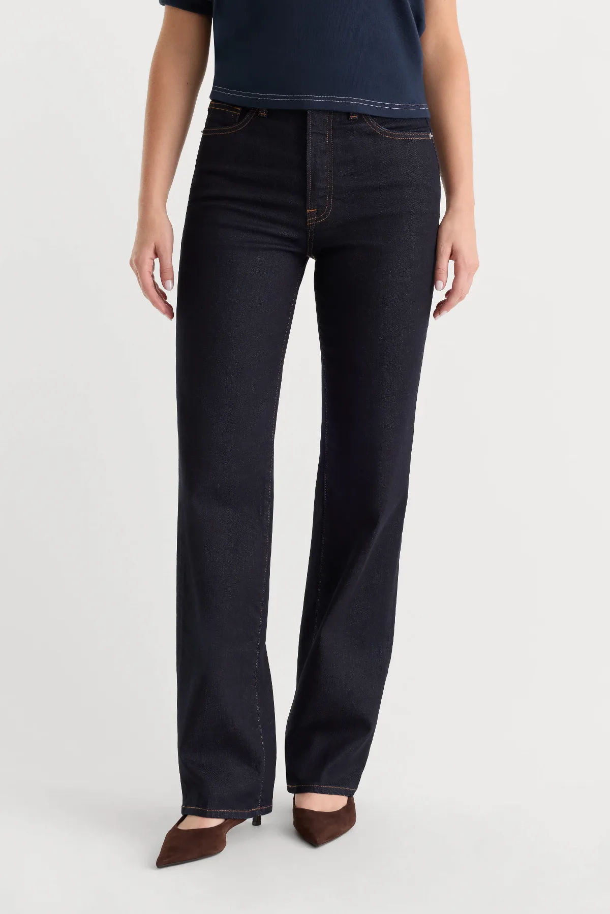 Good True Petite Straight Jeans by Khloé Kardashian by GOOD AMERICAN