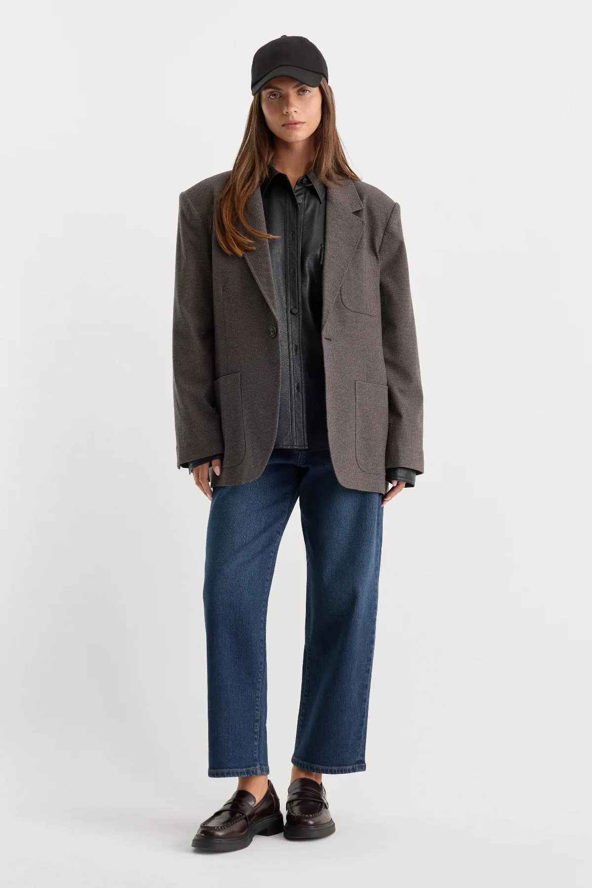 Vintage Barrel Ankle Jeans by Khloé Kardashian