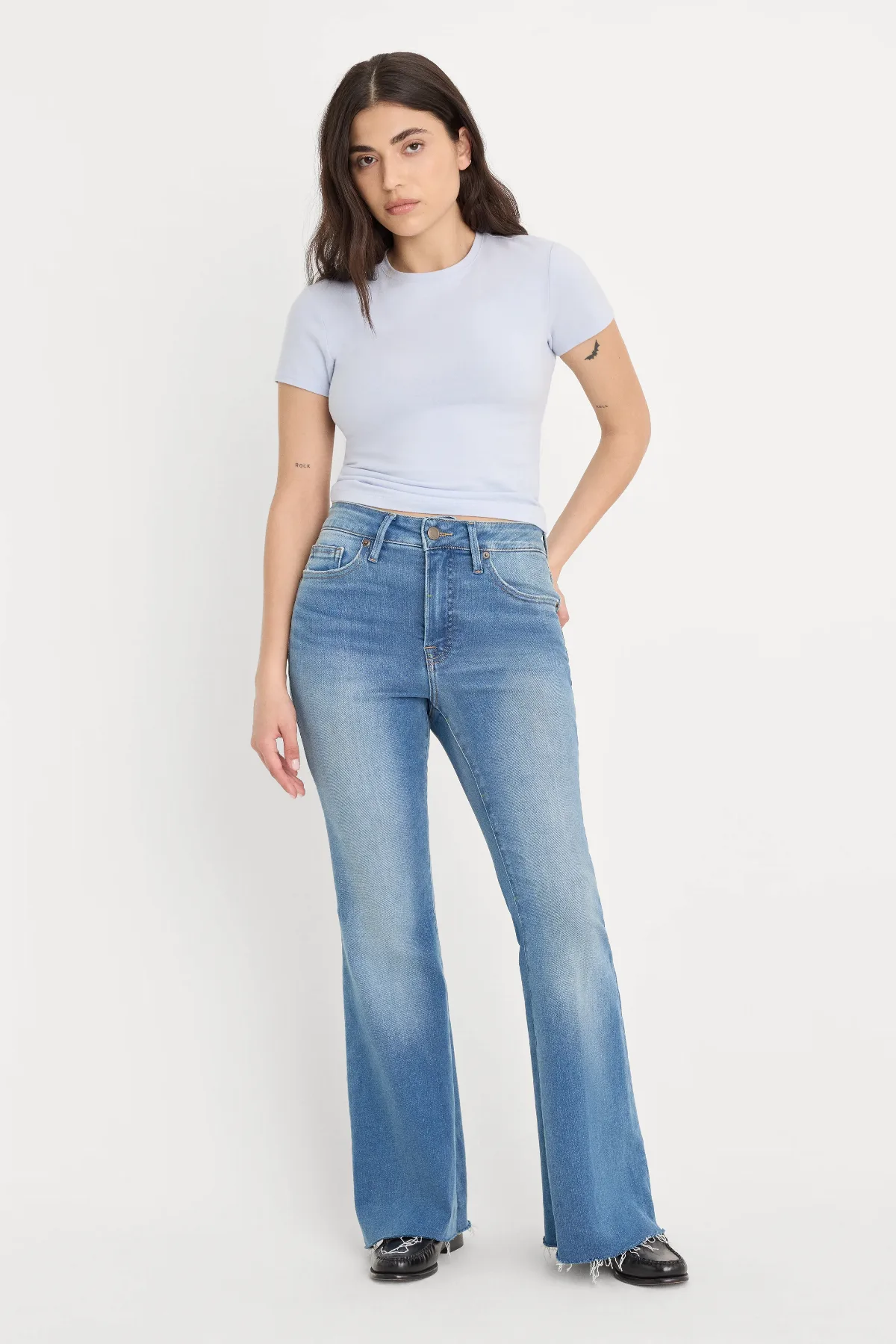 Soft Tech Good Petite Flare Jeans by Khloé Kardashian by GOOD AMERICAN