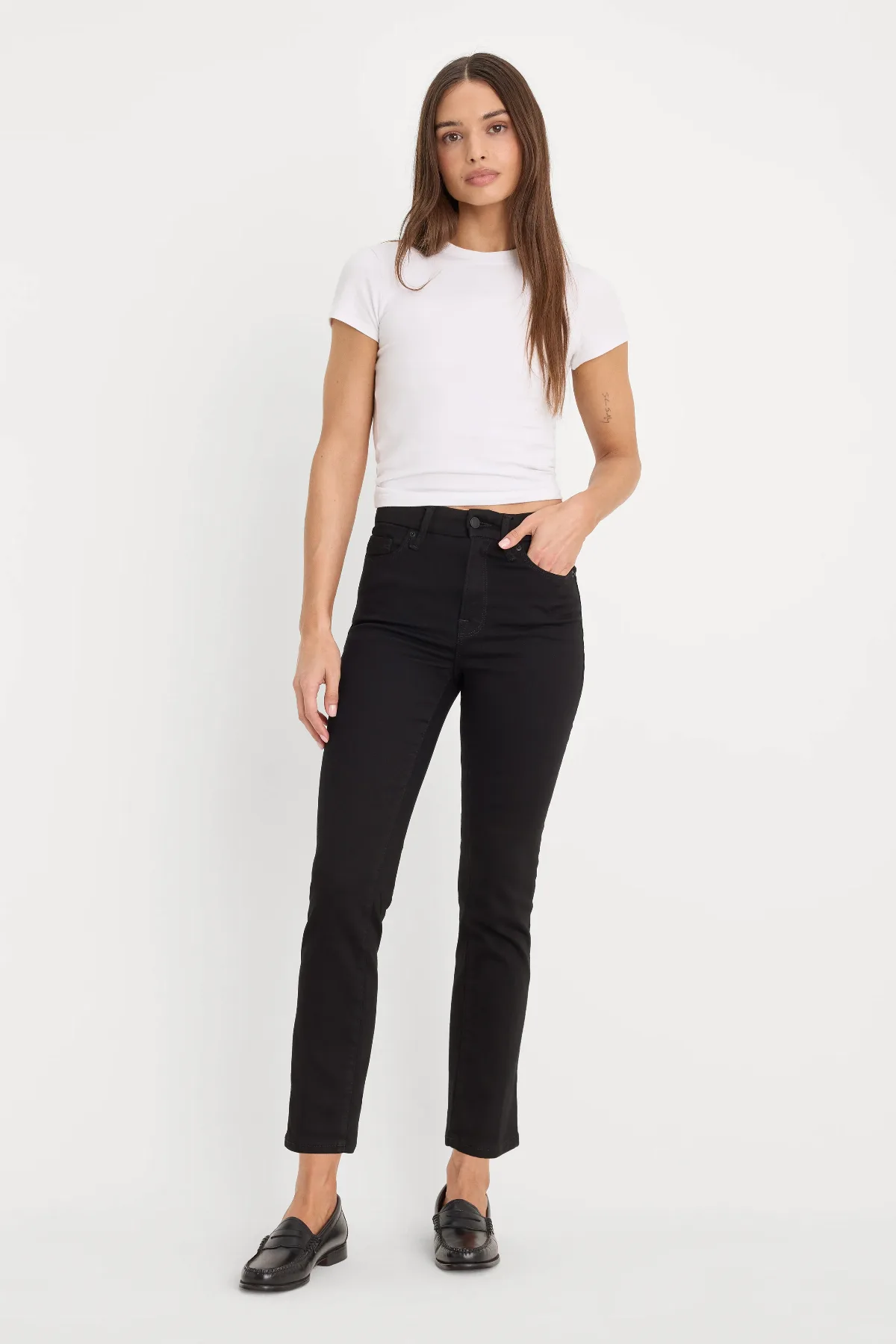 Never Fades Good Legs Straight Jeans by Khloé Kardashian by GOOD AMERICAN