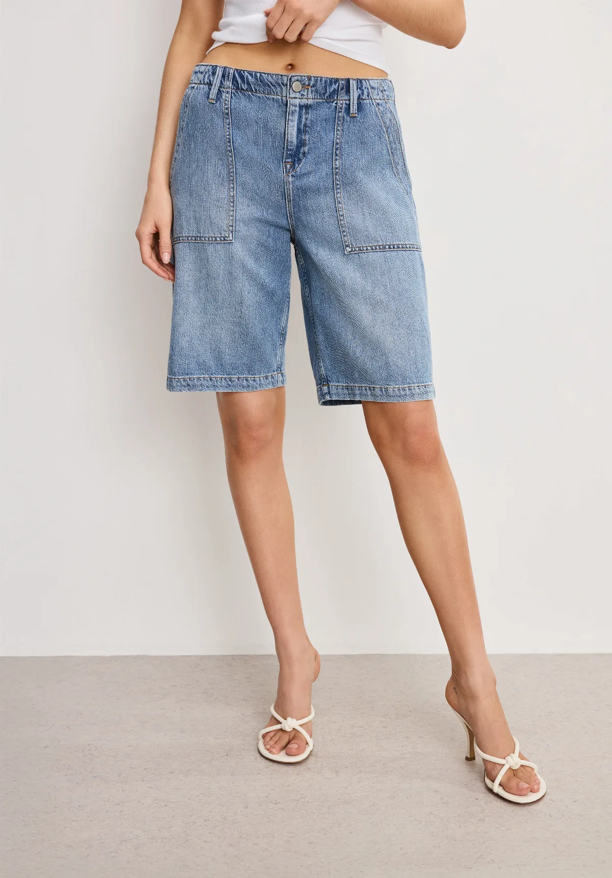 Lite Linen Bermuda Short by Khlo Kardashian by GOOD AMERICAN