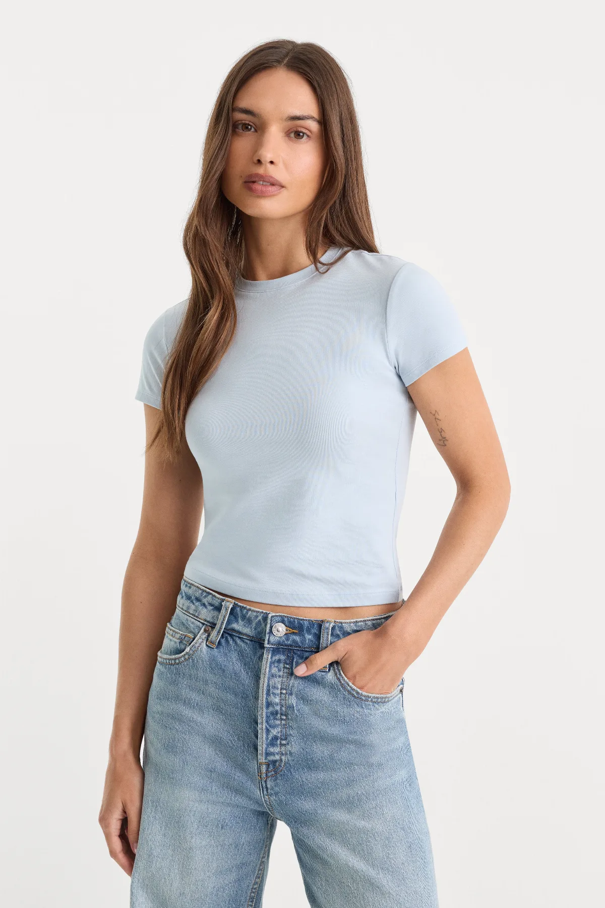 Super Stretch Baby T-Shirt - by Khloé Kardashian by GOOD AMERICAN