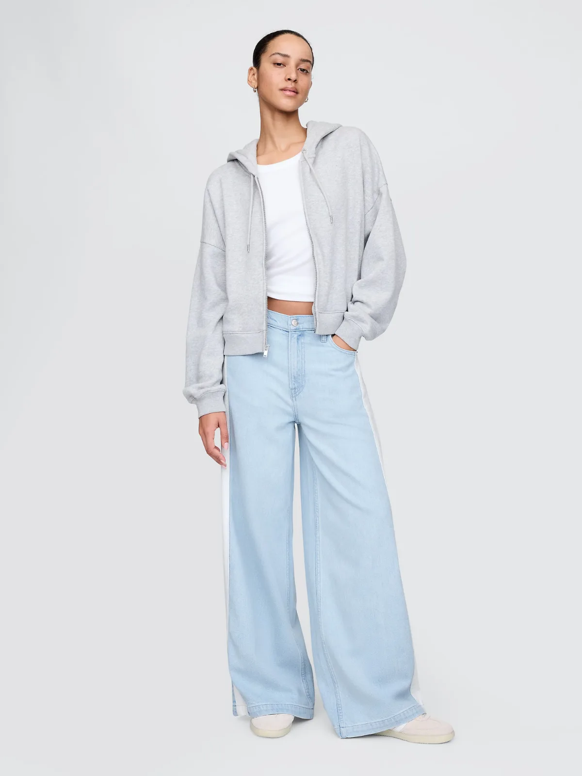 Mid Rise UltraSoft Baggy Jeans by Gap
