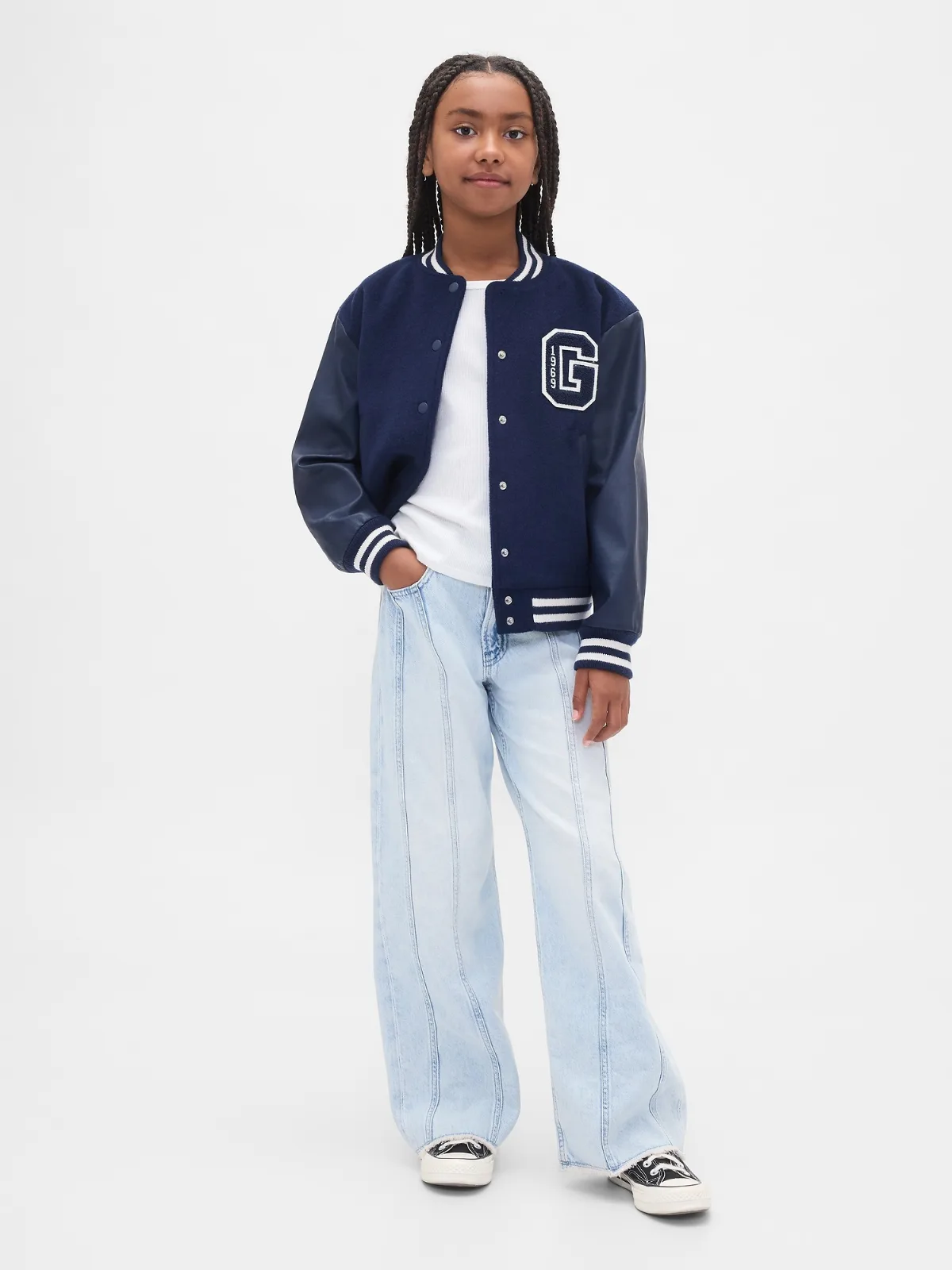 Low Rise Stride Seamed Wide-Leg Jeans by Gap