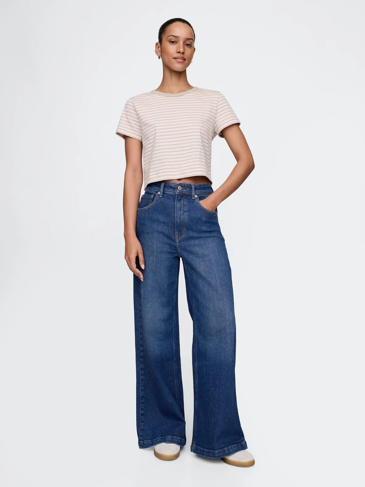 Extra High Rise Stride Wide-Leg Jeans by Gap