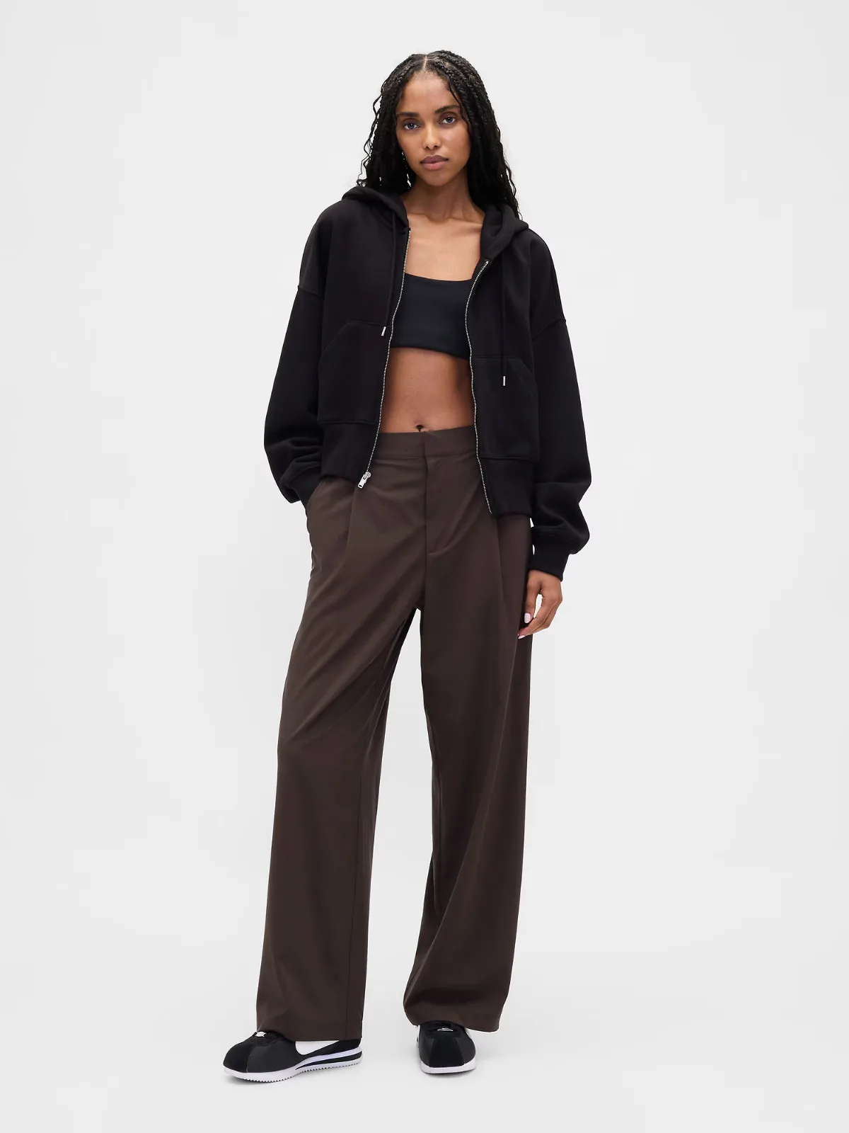 GapFit High Rise Runaround Relaxed Trouser by Gap
