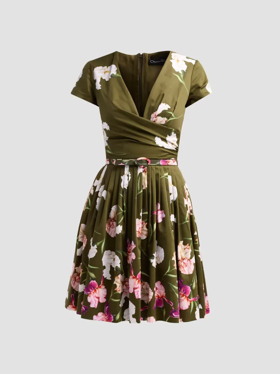 Painted Iris Dgrad Poplin Pleated Day Dress by Oscar de la Renta