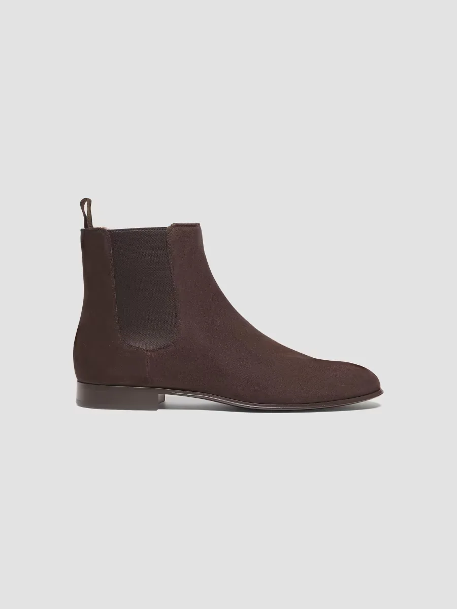 Alain Suede Chelsea Boots by Gianvito Rossi