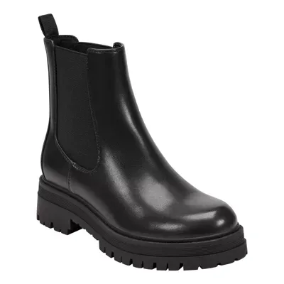 Peddler Casual Lug-Sole Ankle Booties