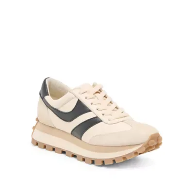 Tresa Sneakers