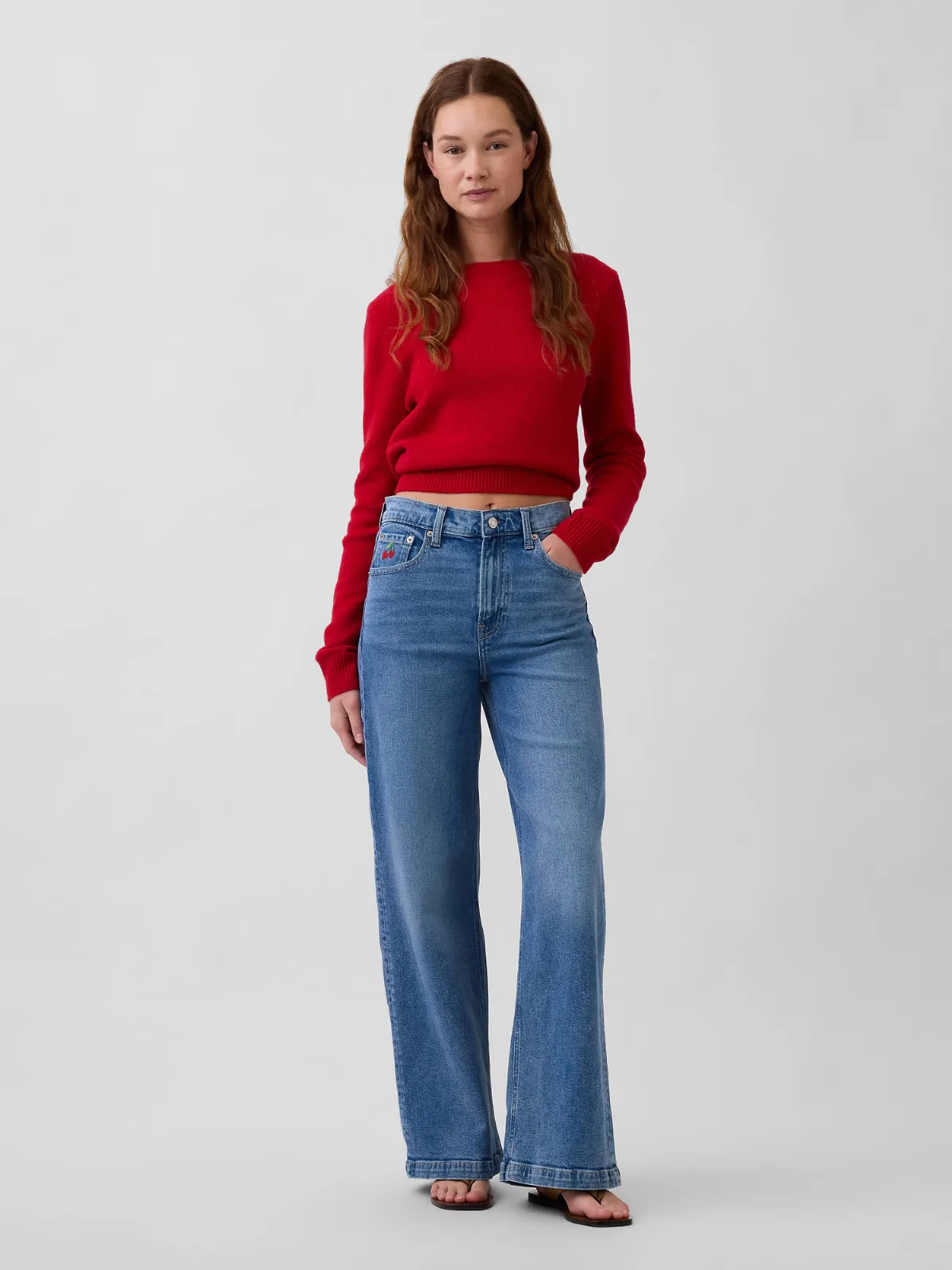 High Rise Stride Heart Pocket Wide-Leg Pants by Gap
