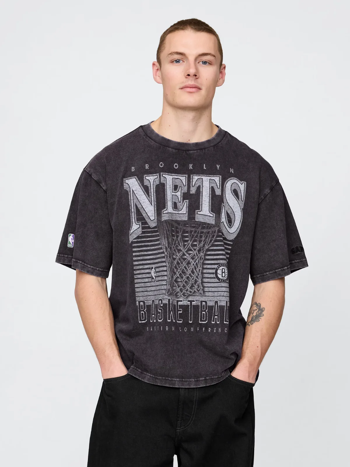 NBA New York Nets Graphic T-Shirt by Gap