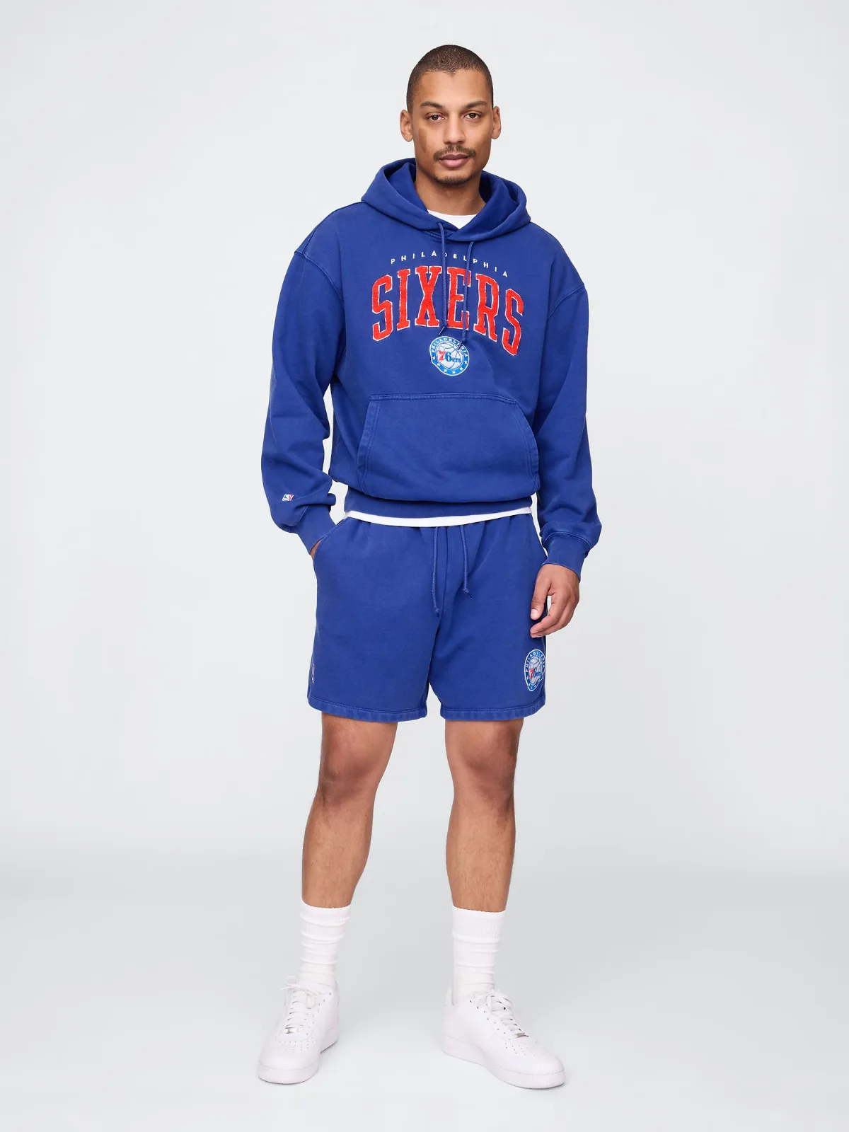 NBA Philadelphia Sixers Logo Heavyweight Sweat Shorts by Gap