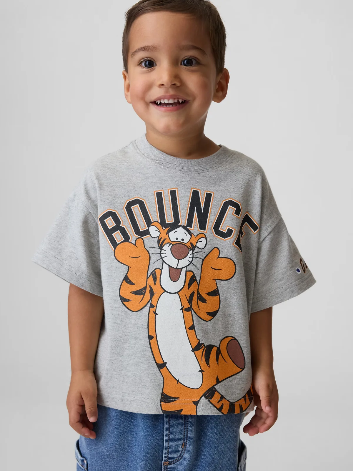 Winnie the Pooh Oversized Graphic T-Shirt by Gap