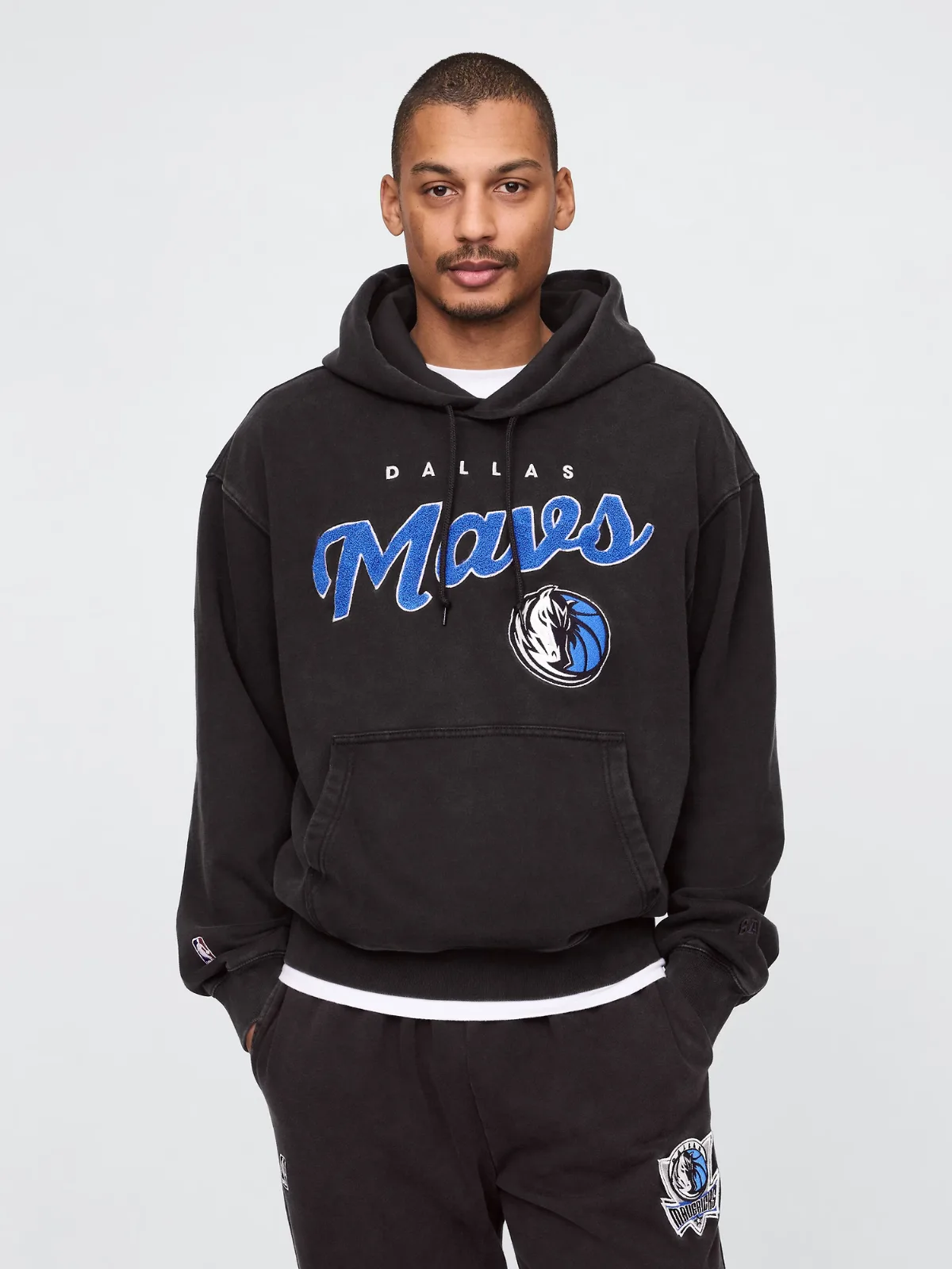NBA Dallas Mavericks Logo Heavyweight Hoodie by Gap