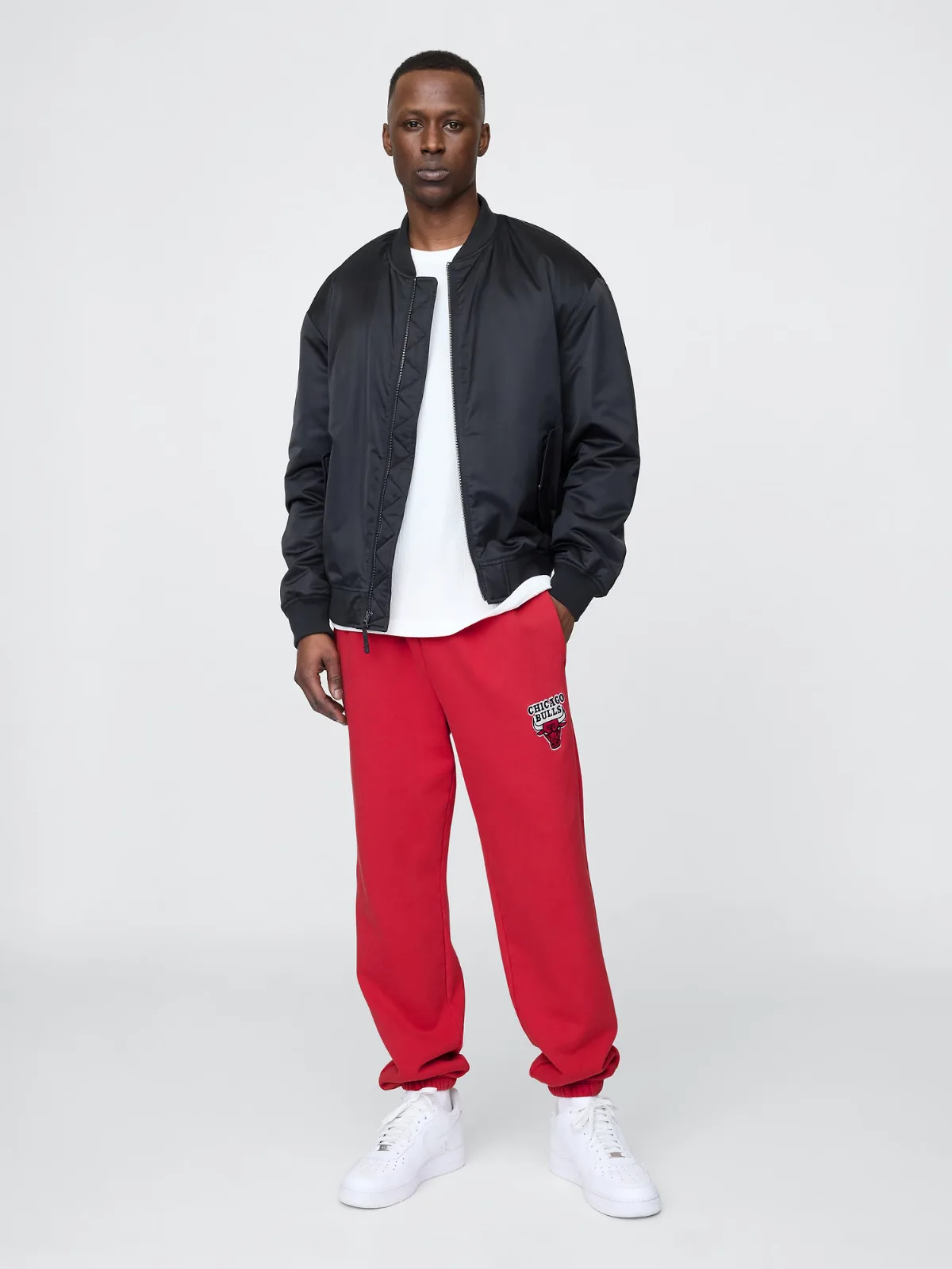 NBA Chicago Bulls Logo Heavyweight Joggers by Gap