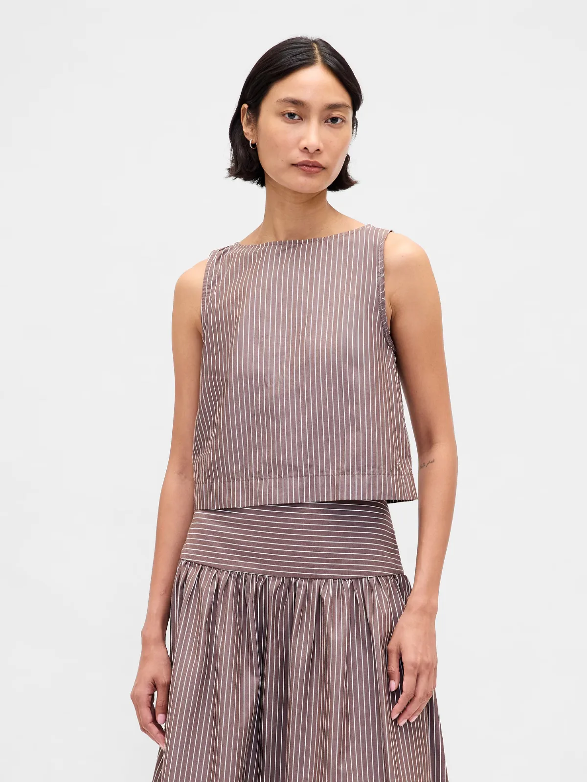 Poplin Boatneck Shell Tank Top