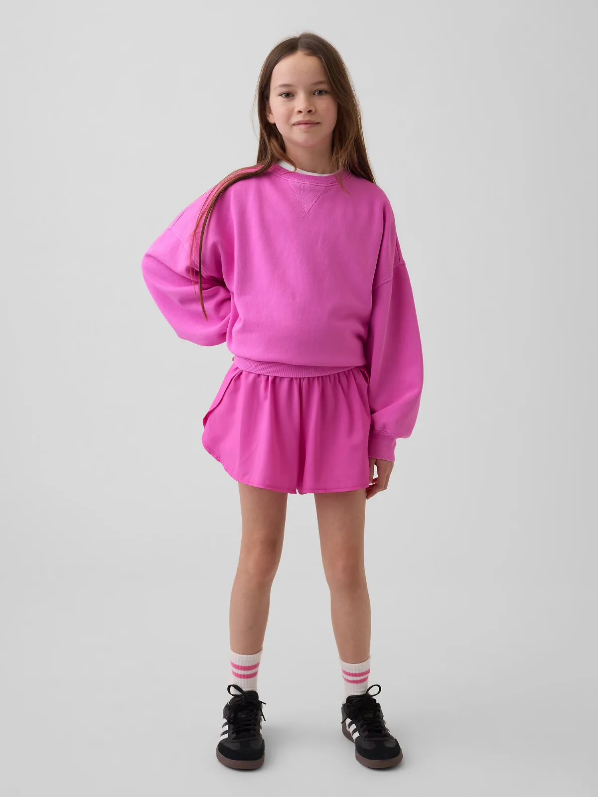 Quick-Dry Butterfly-Hem Run Shorts by Gap