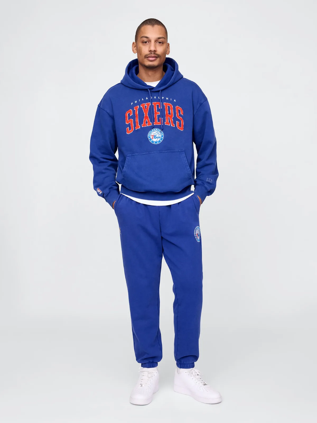 NBA Philadelphia Sixers Logo Heavyweight Joggers by Gap