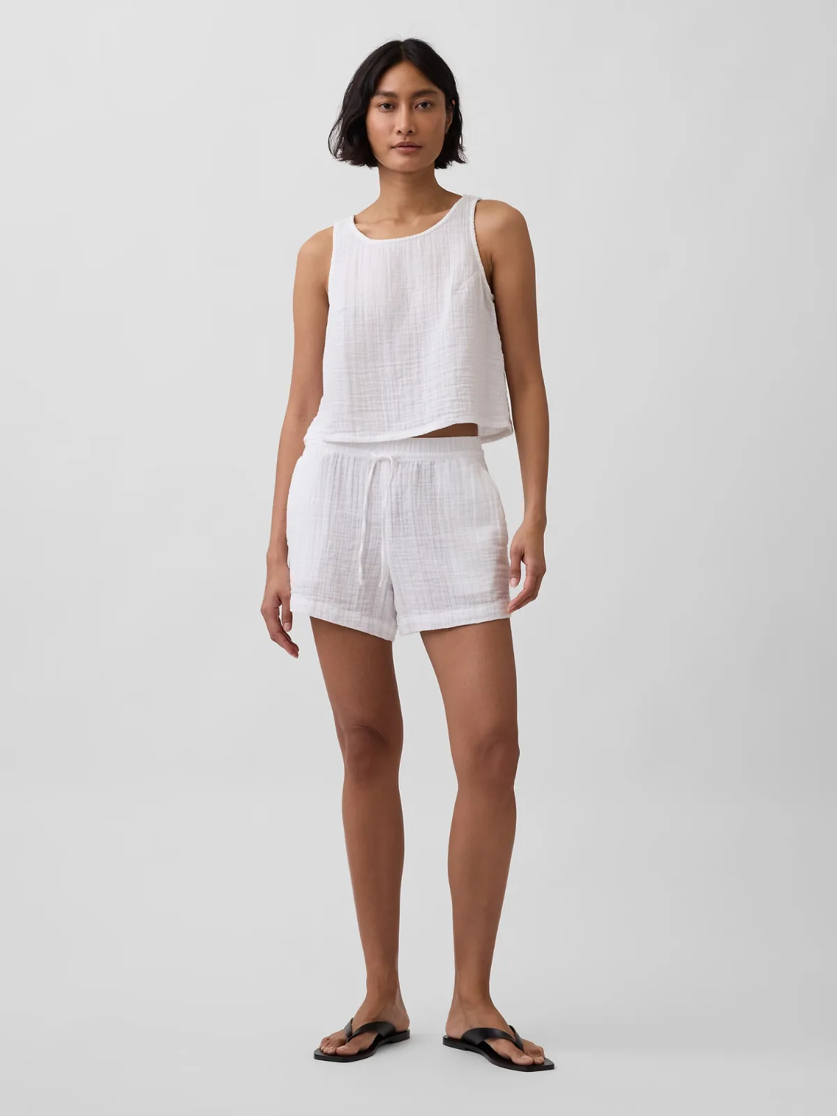 4 Mid Rise Cotton Gauze Easy Shorts by Gap