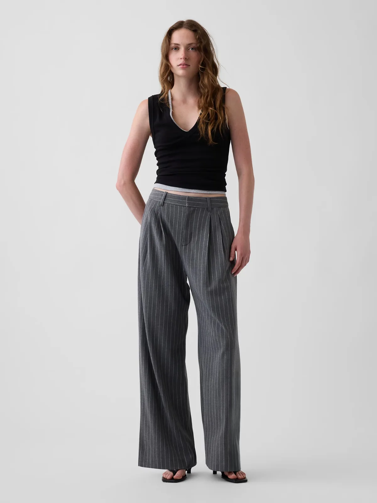 365 High Rise Brushed Twill Pleated Trousers by Gap