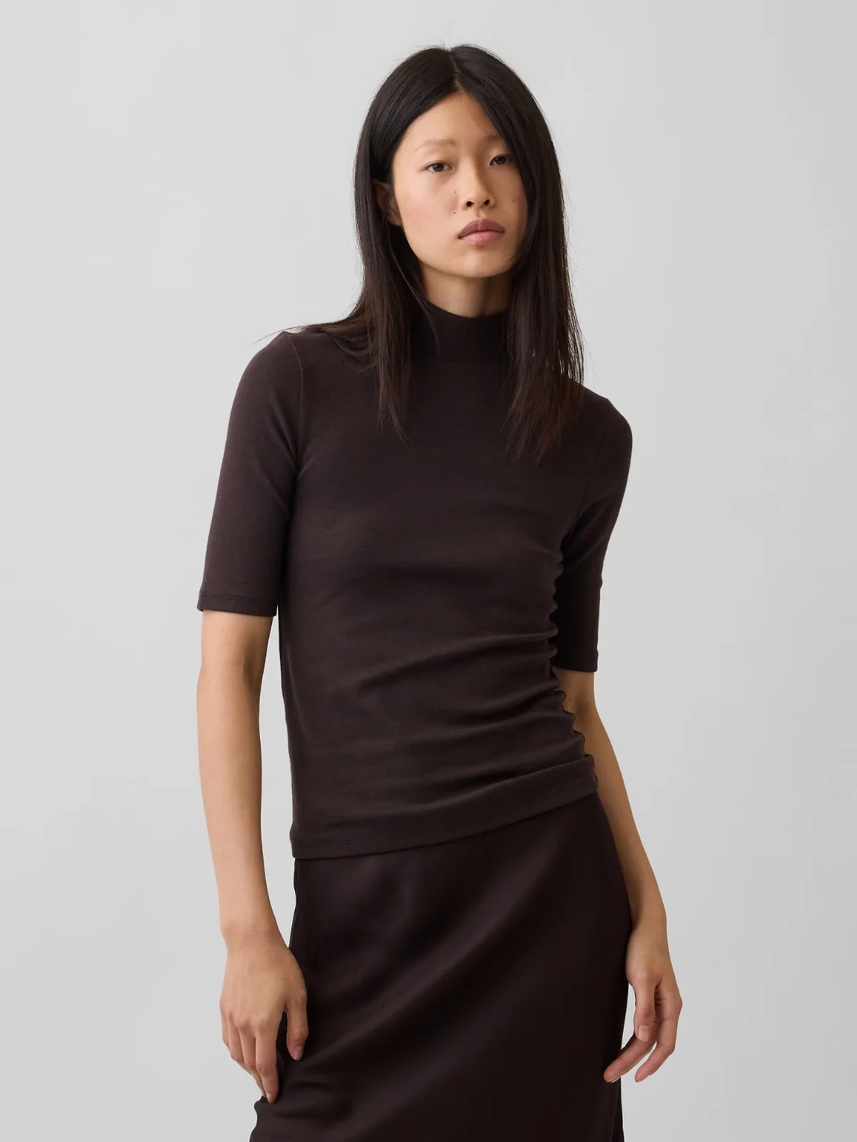 Modern Mockneck T-Shirt